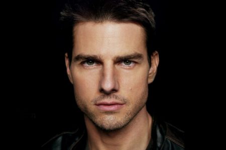 Tom Cruise, propriul sau dublu cascador