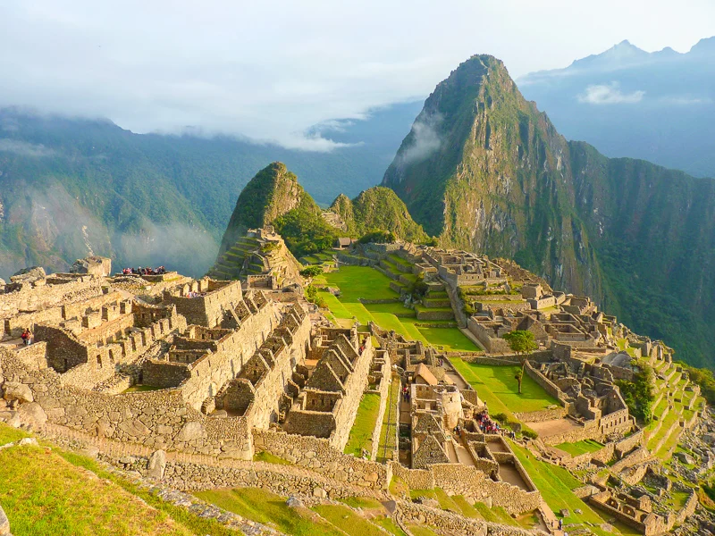Ruinele Machu Picchu din Peru. Este unul dintre cele mai importante situri incluse in Patrimoniul Mondial UNESCO.